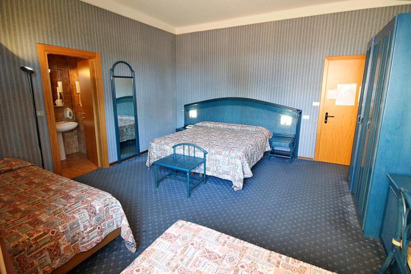 Hotel Kristina 3*